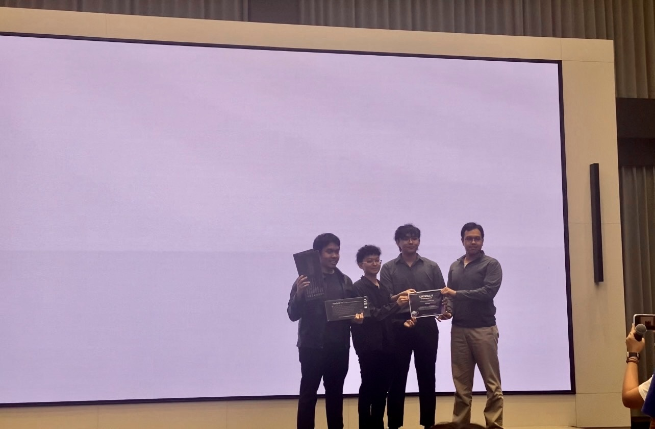 Team HotFix receiving the Runner-Up award